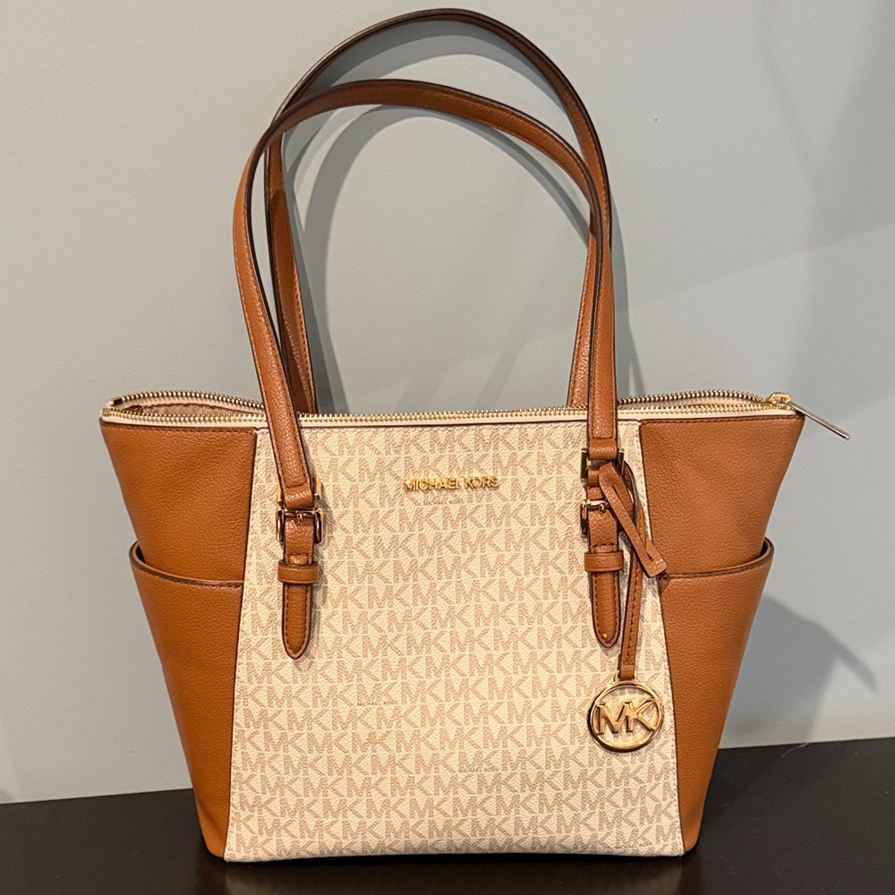 Michael Kors Charlotte Large Logo and Leather Top-Zip Tote Bag